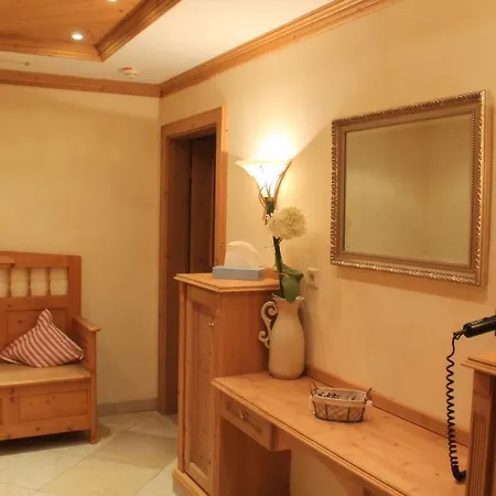 Garden & Goetzfried ホテル 4*