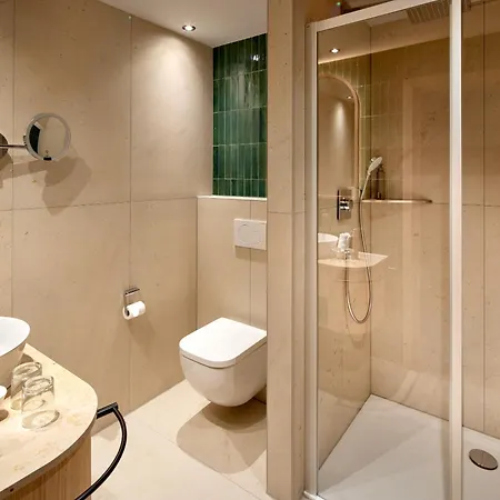 Garden & Goetzfried Otel 4*