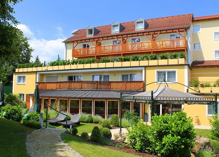 Garden & Goetzfried
