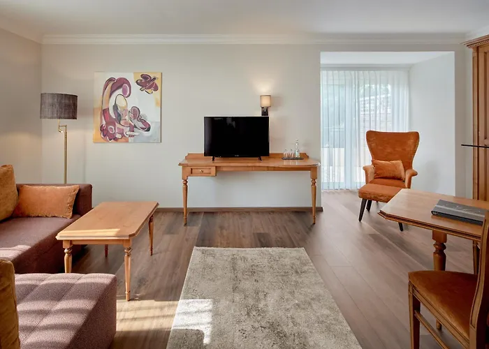 Hotell Garden & Goetzfried 4*