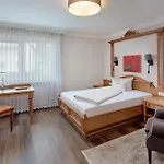 Hotel Garden & Goetzfried