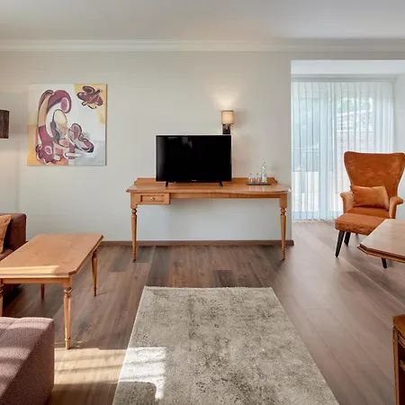 Hotel Garden & Goetzfried 4*