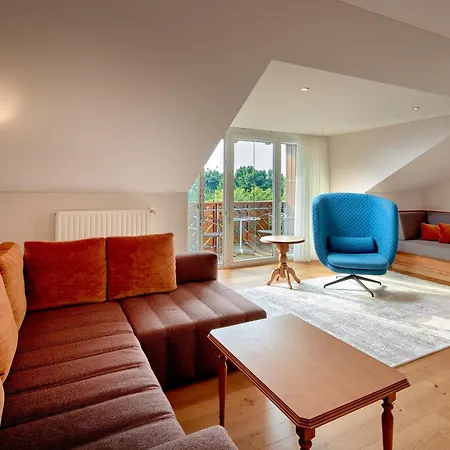 Hotel Garden & Goetzfried 4*